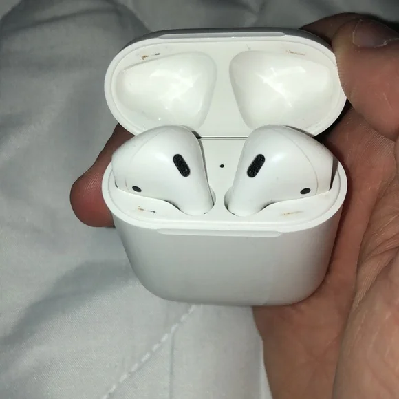 AirPods gen 2